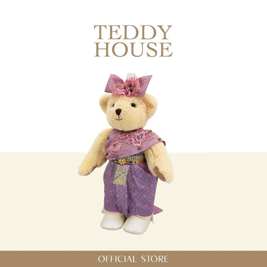 Timeless Limited Edition : Traditional Thai Outfit With A Purple Sabai