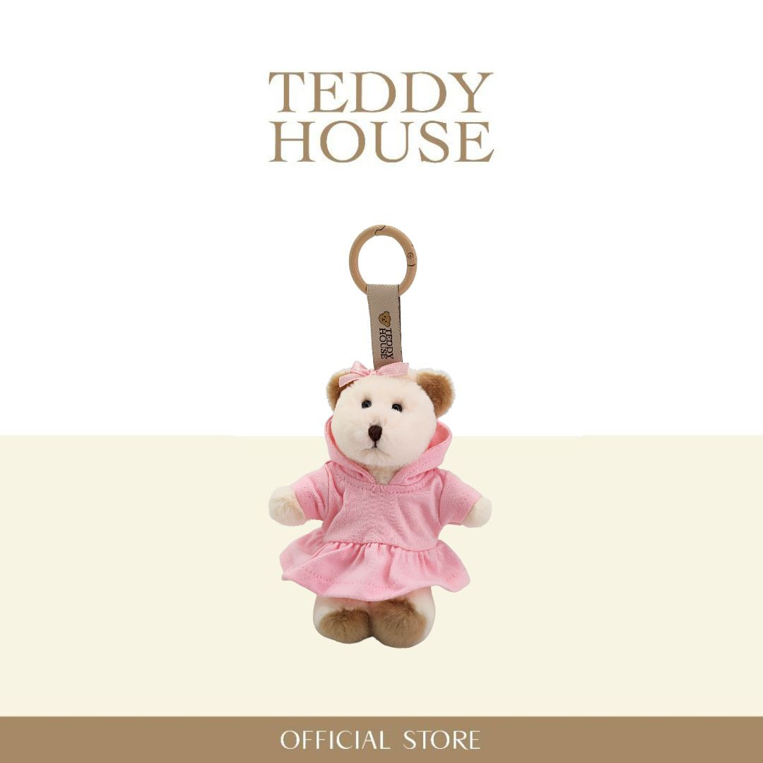 Casual Collection : Gigi Keychain & Pink Hoodie Skirt