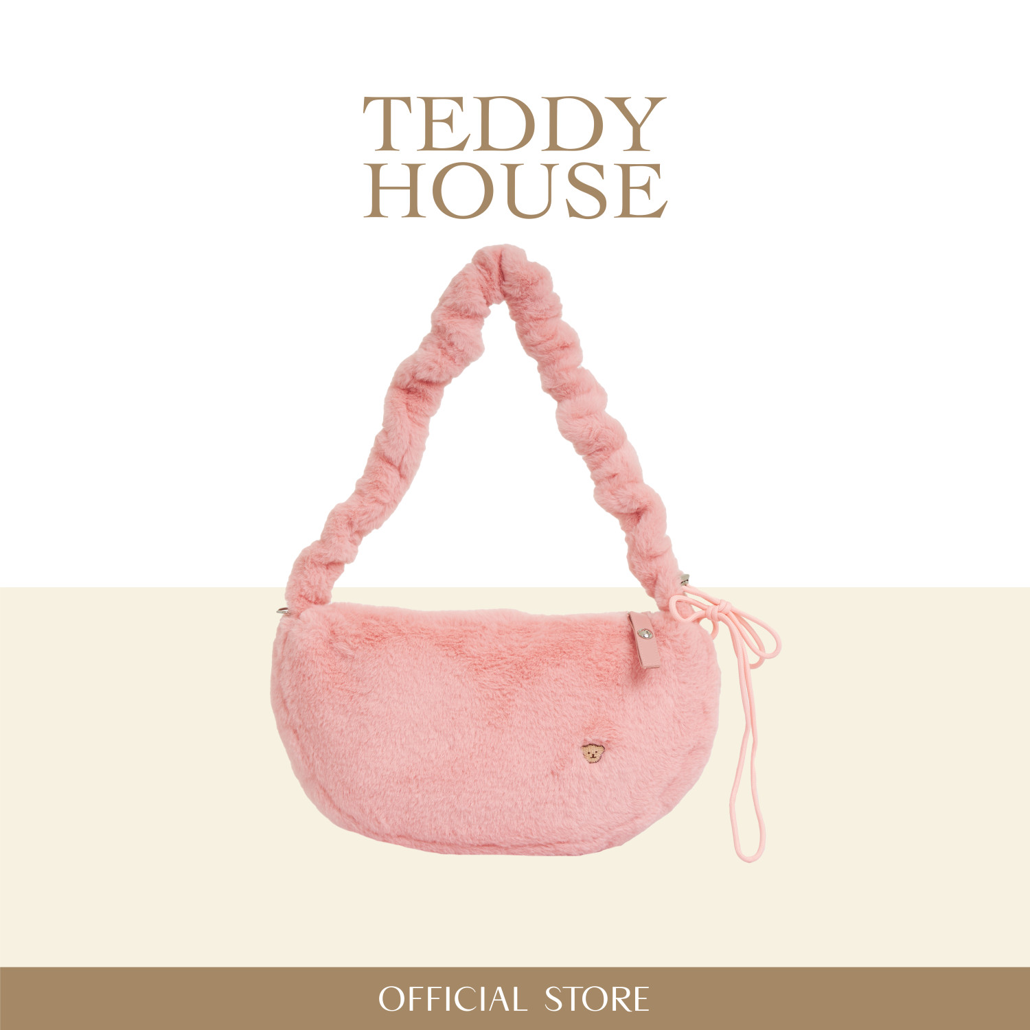 Moonie Crossbody Bag :Peach The must-have Half Moon crossbody with a chic design!